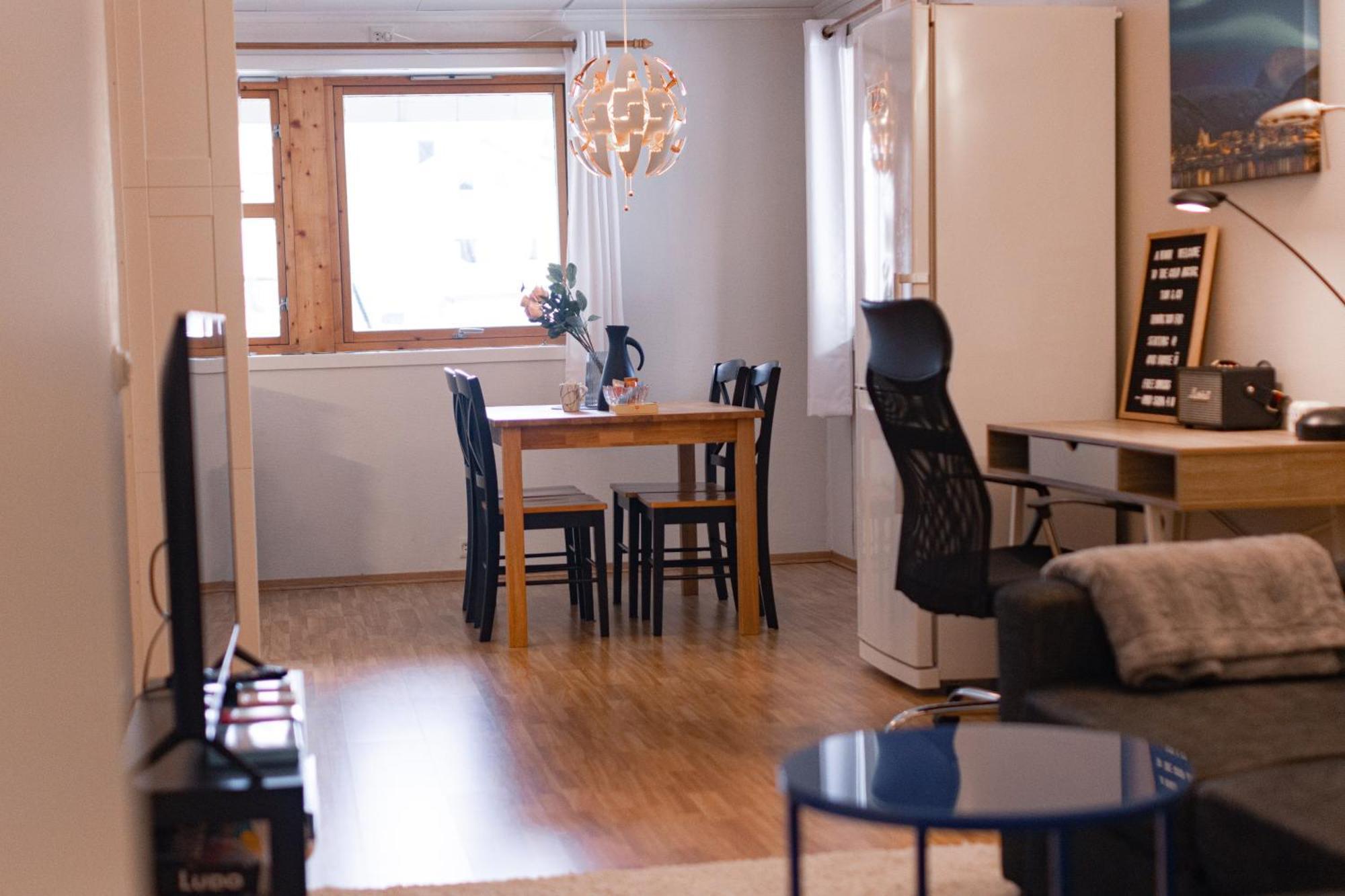 Cozy And Central Among Locals Tromso Ngoại thất bức ảnh